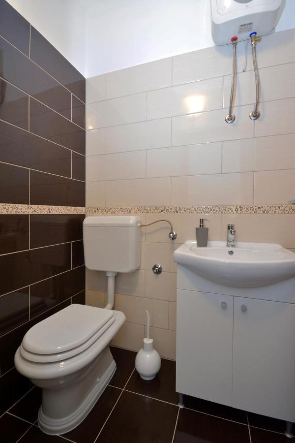 פודסטראנה Apartment Wild Rose מראה חיצוני תמונה